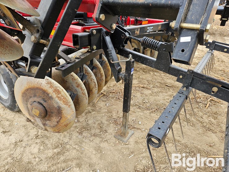 case-ih-370-image-19