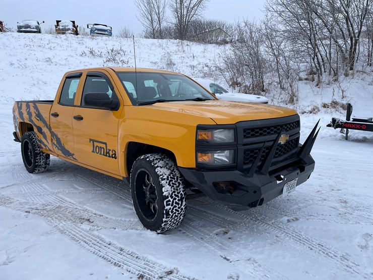 2014-chevrolet-1500-image-3