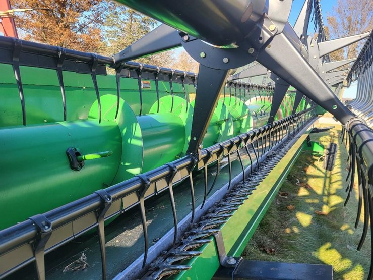 john-deere-630f-image-18