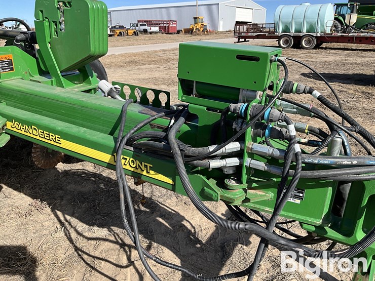 2013-john-deere-1770nt-image-14