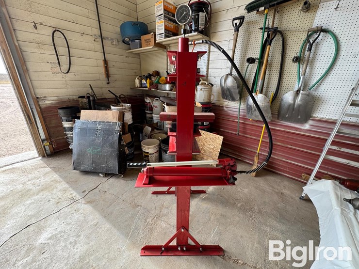 hydraulic-press-image-8