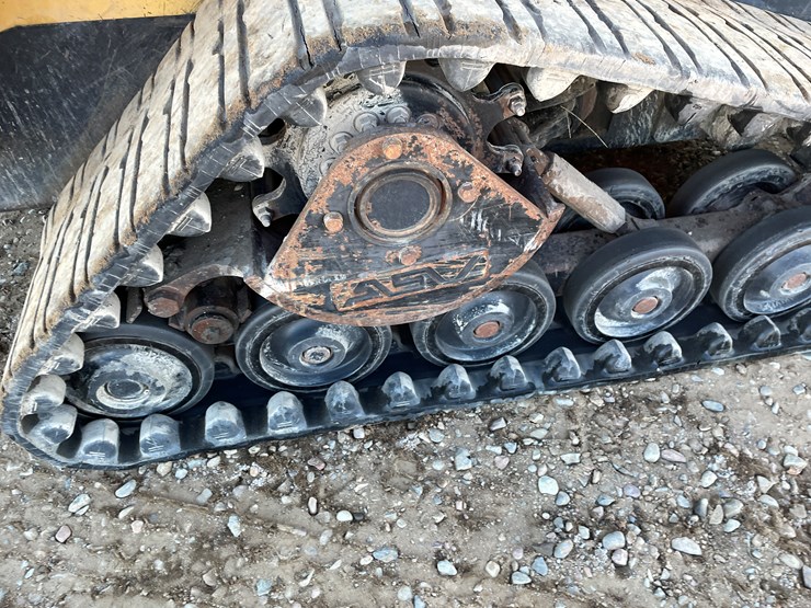 caterpillar-257b-image-12