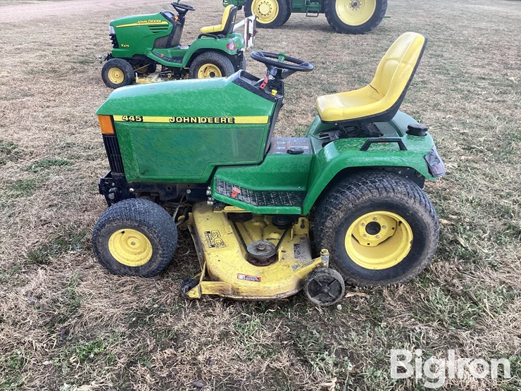 john-deere-445-image-8