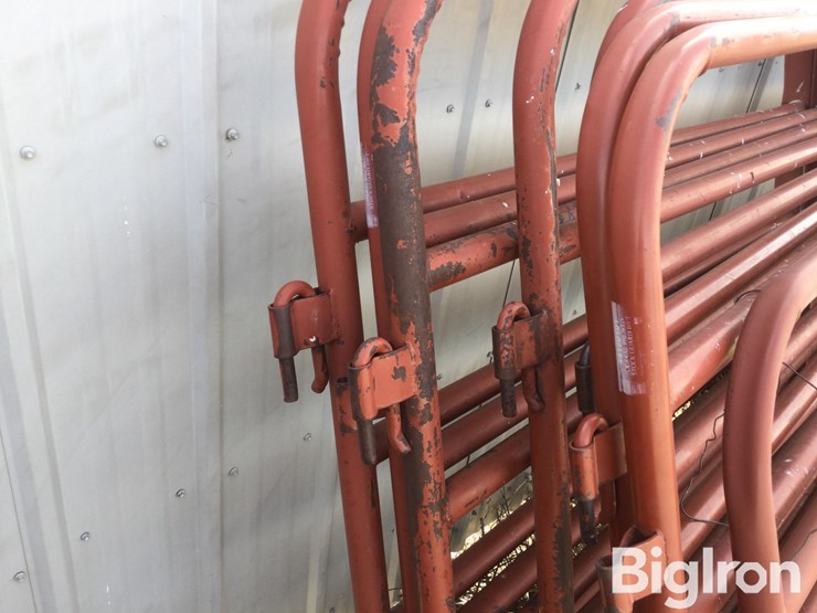 metal-livestock-panels-image-18