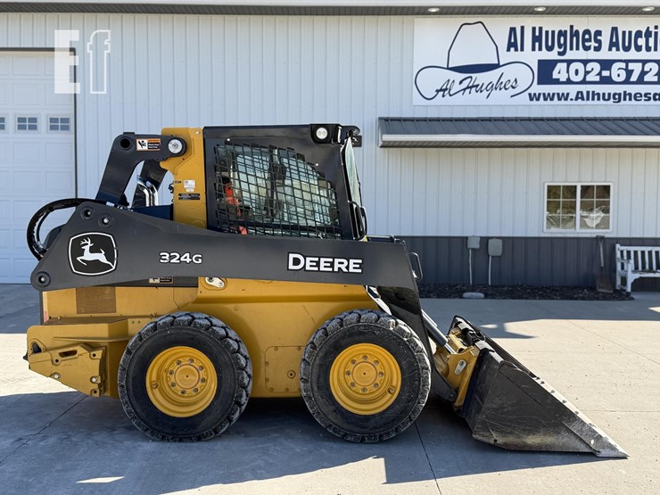 deere-324g-image-3