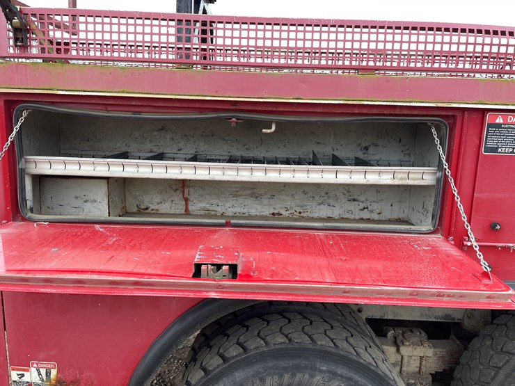 #1119-•-2009-freightliner-digger-derrick-(has-mn-title)-image-41