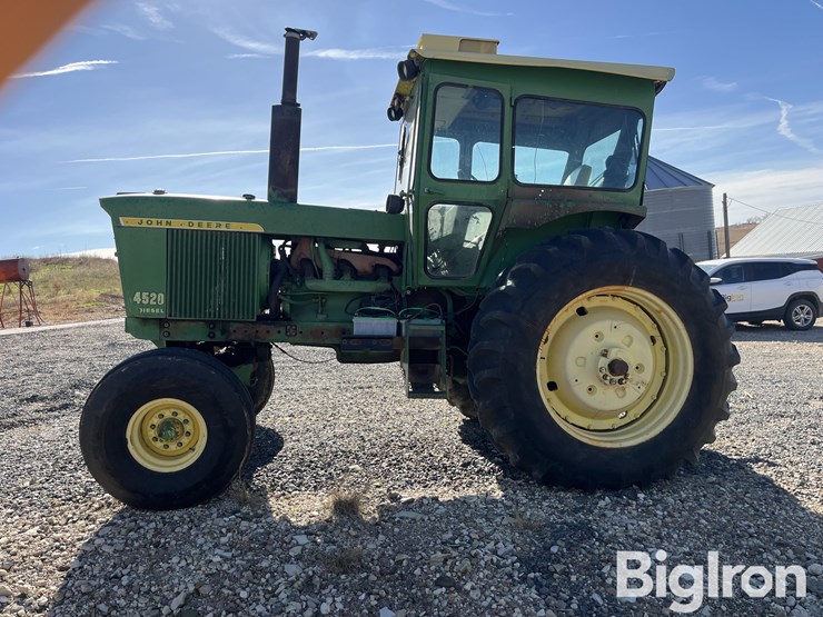 john-deere-4520-image-4
