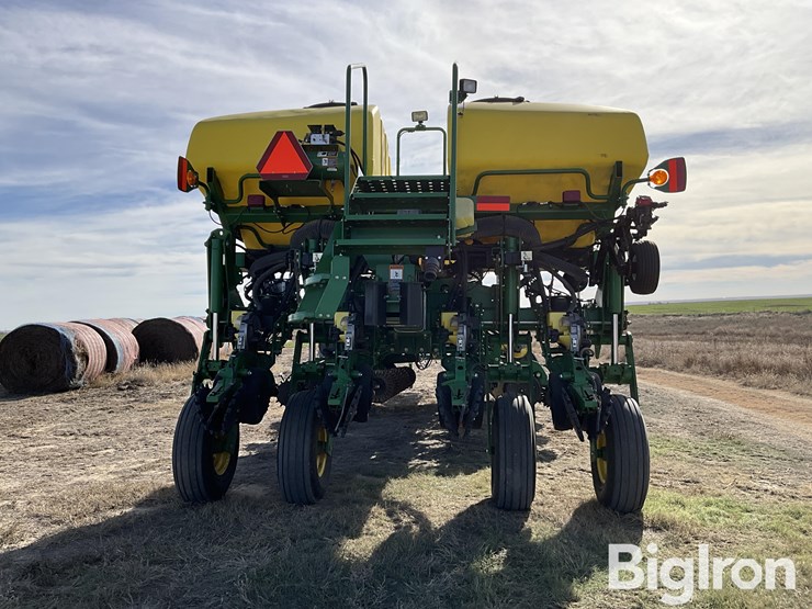 2013-john-deere-1770nt-image-6