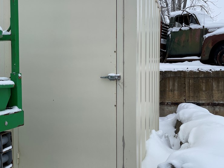 #7484-•-12'-shipping-container-image-8