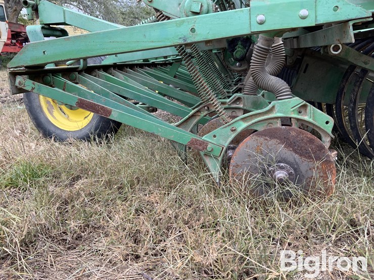 john-deere-lla-image-20