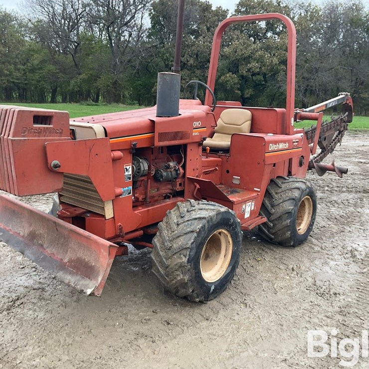 DITCH WITCH 4010