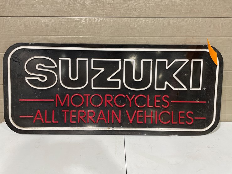#7878-•-plastic-suzuki-sign-image-1