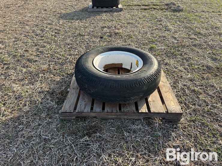 10.00-20-tire-image-8