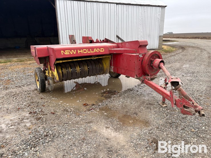 new-holland-273-image-3