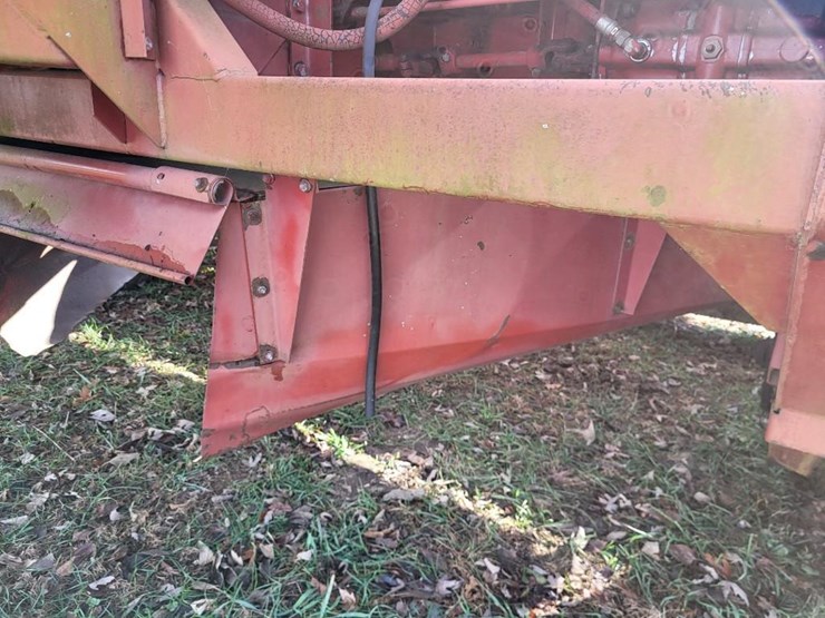 new-holland-1499-image-38