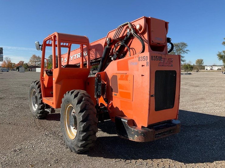 2016-sky-trak-6042-image-3