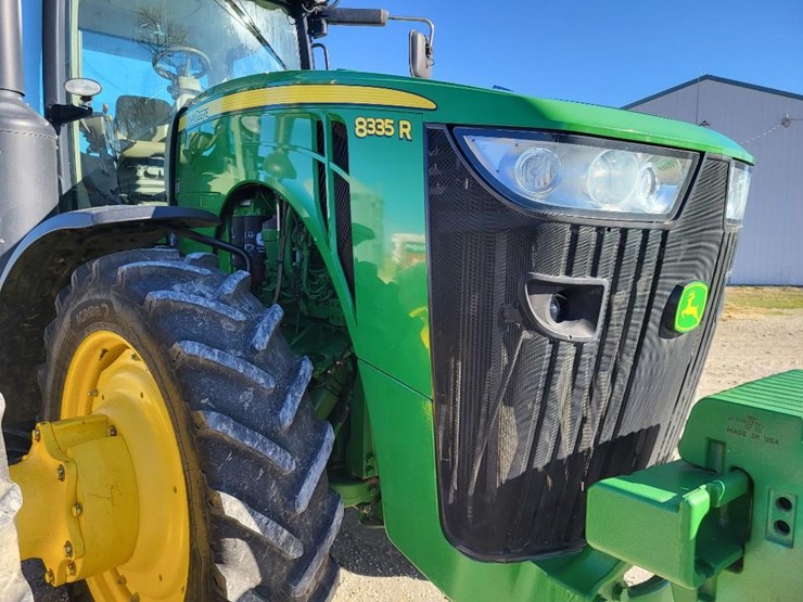 john-deere-8335r-image-52