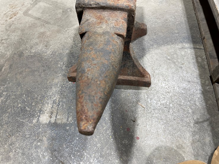 #7890-•-anvil-image-3