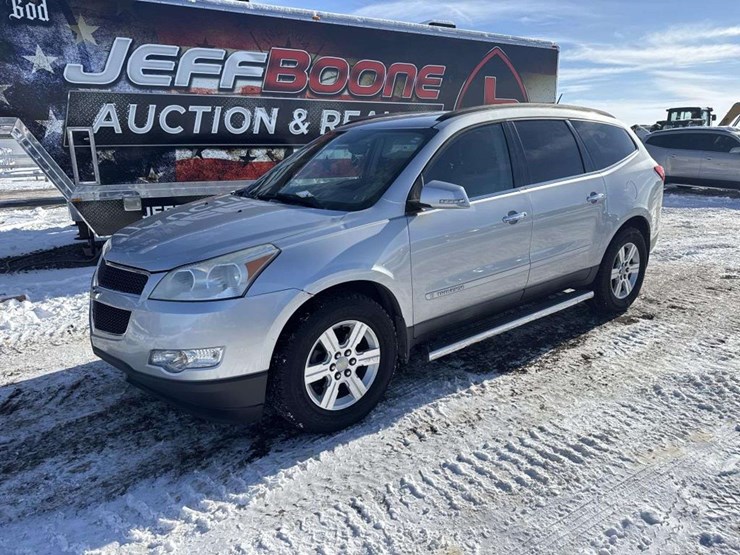 2009-chevrolet-traverse-image-1