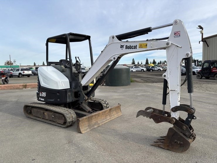 2021-bobcat-e35-image-2