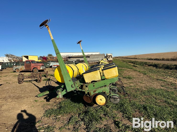 john-deere-7000-image-8