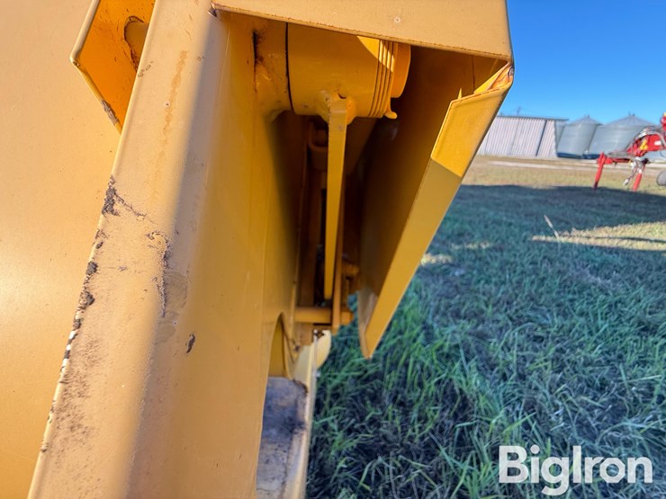 new-holland-27p-image-18