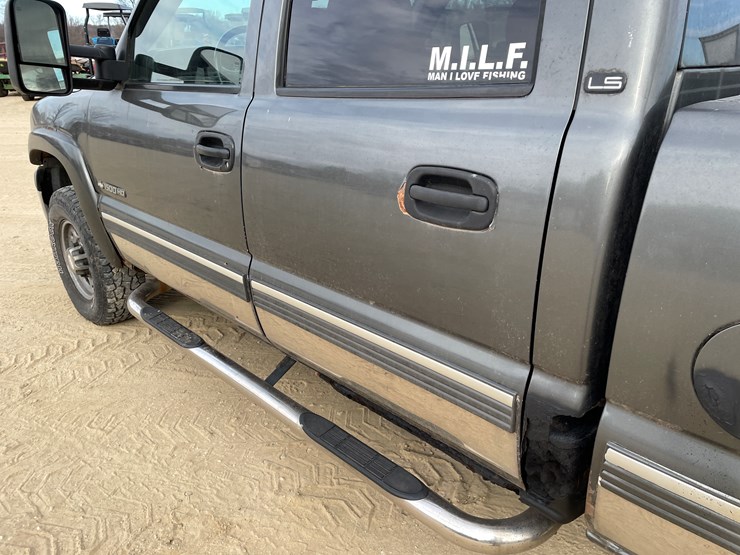 chevrolet-silverado-1500hd-image-38