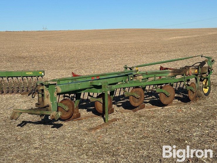 john-deere-1350-1450-image-3