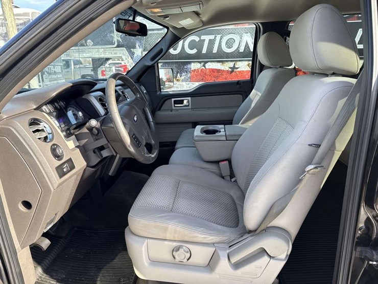 2010-ford-f150-xlt-image-12