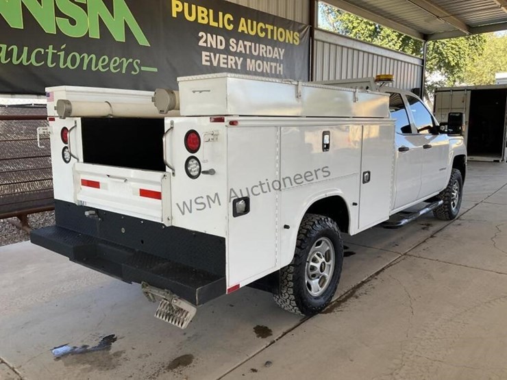 2015-chevrolet-silverado-2500-image-7