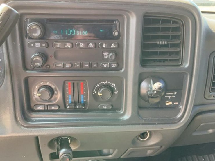 2005-chevrolet-silverado-2500hd-image-78