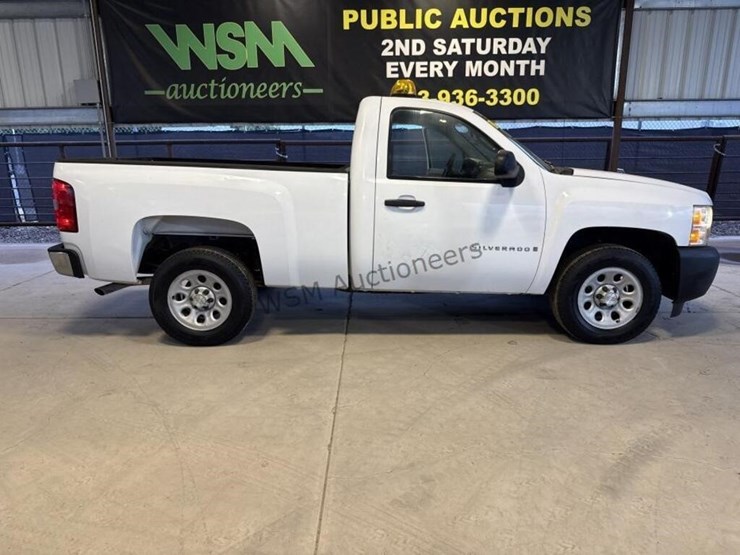 2008-chevrolet-silverado-1500-image-1