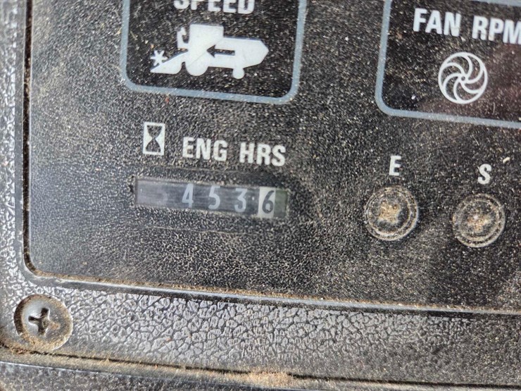 case-ih-1680-image-38