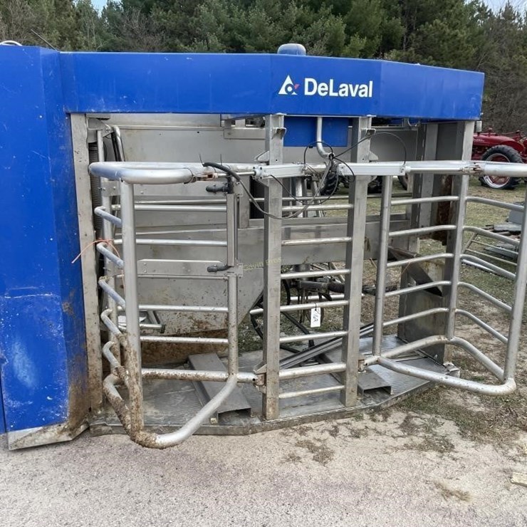 Delavel Classic VMS Milking Robot