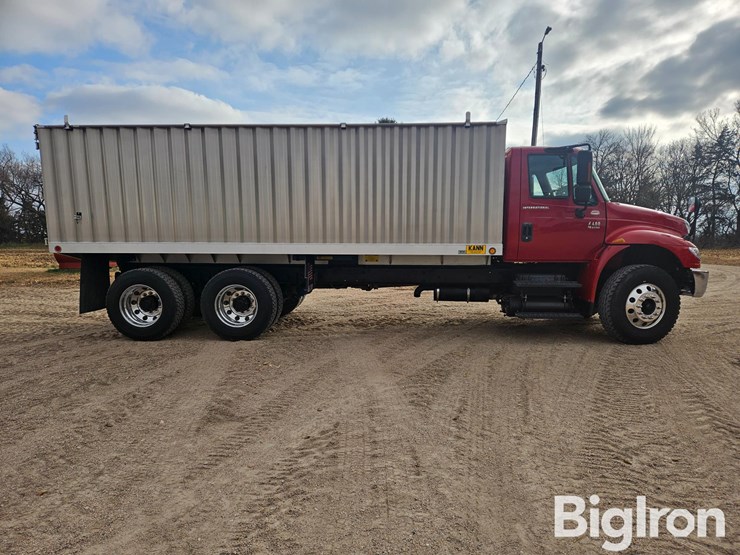 2005-international-durastar-4400-image-4