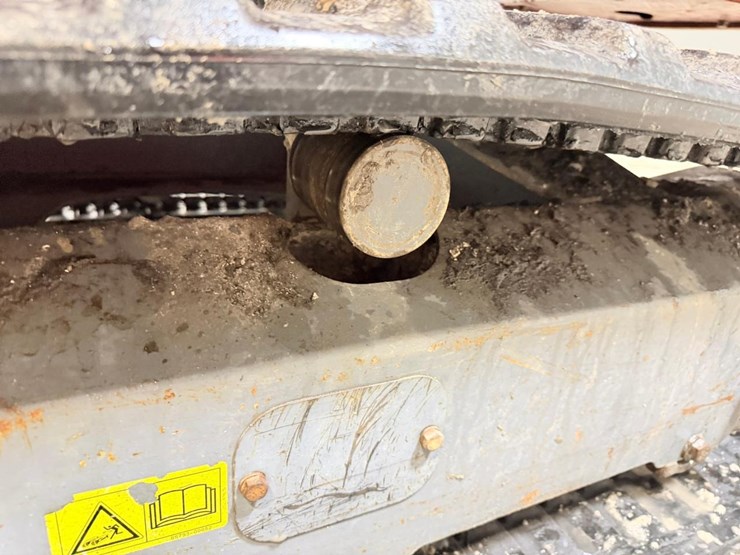 takeuchi-tb230-image-17