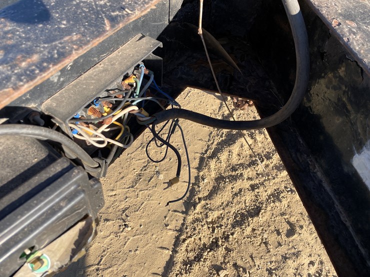 #1005-•-2008-r-and-w-24'-deck-over-trailer-(has-wi-title)-image-27