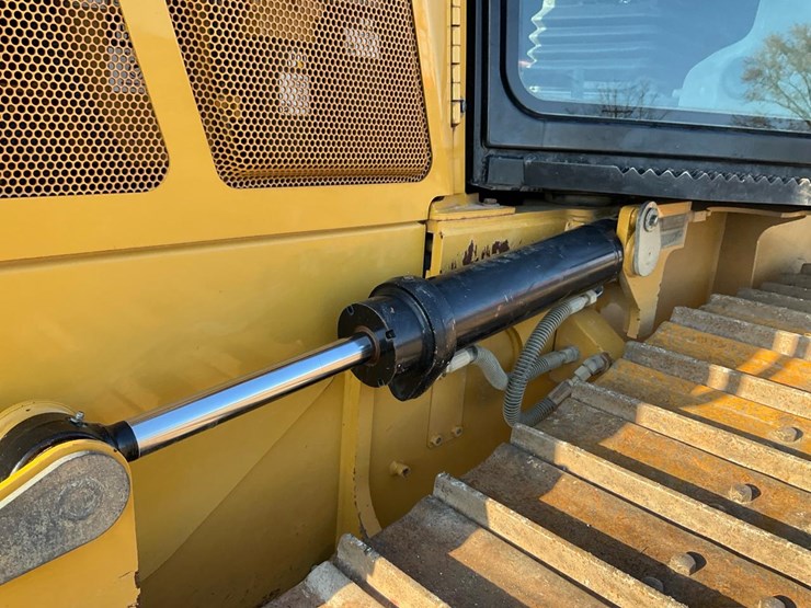 caterpillar-d3k2-lgp-image-22