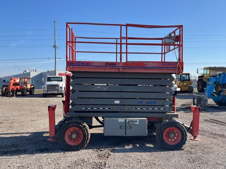 skyjack-sj8850rt-image-6