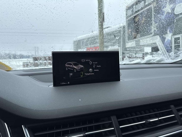 2017-audi-q7-image-27