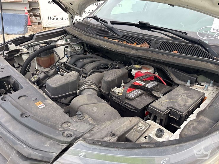 2019-ford-explorer-image-9