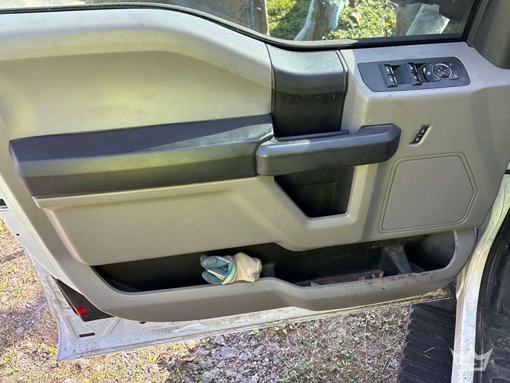 2019-ford-f150-image-9