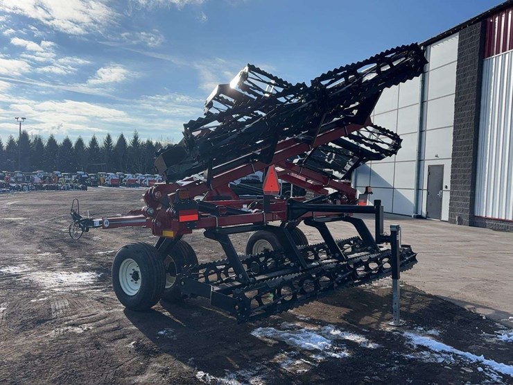 2024-j&m-tf212-image-5