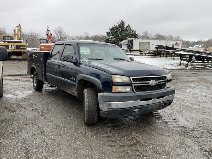 chevrolet-3500-image-3
