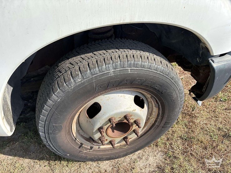 2015-ford-f350-image-27