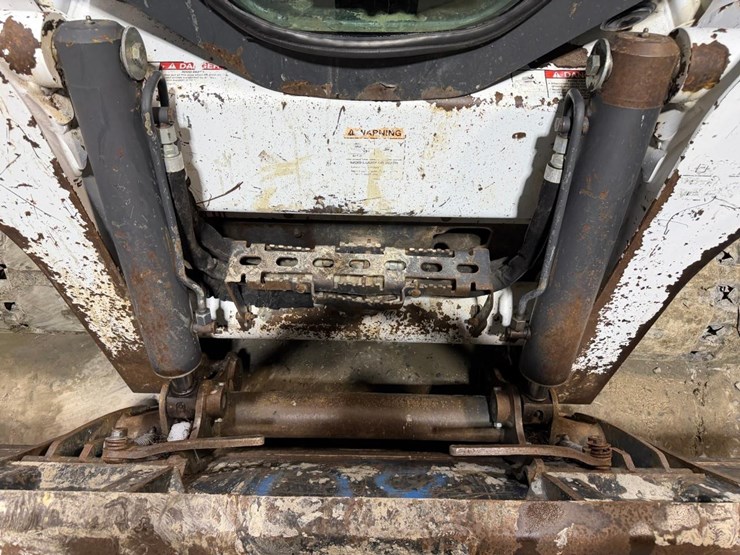 bobcat-t750-image-10