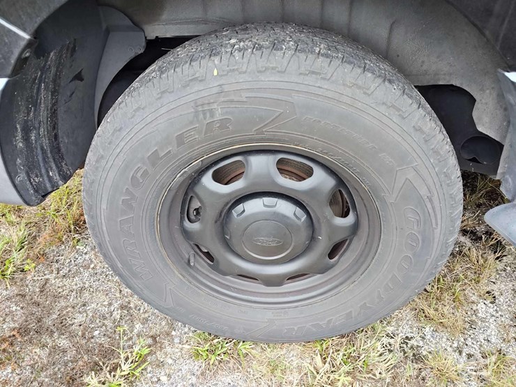 2016-ford-expedition-image-44