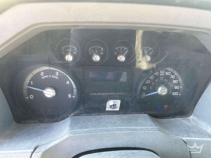 2011-ford-f750-image-16