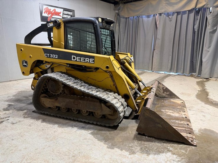 deere-ct332-image-6