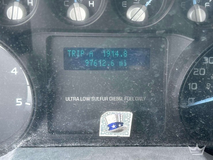 2011-ford-f750-image-7